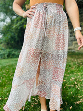 Neutral Floral Print Skirt