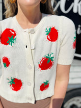 Tomato Button Top