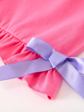 Pink Ruffle Crayon Set