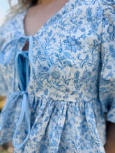 Blue Floral Print Puff Sleeve Top