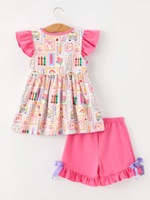 Pink Ruffle Crayon Set